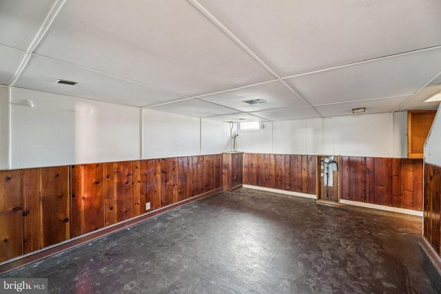 2521 BENNING RD NE, Washington, DC 20002