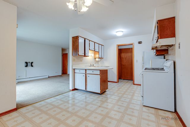 809 E Miner Street 3B, Arlington Heights, IL 60004