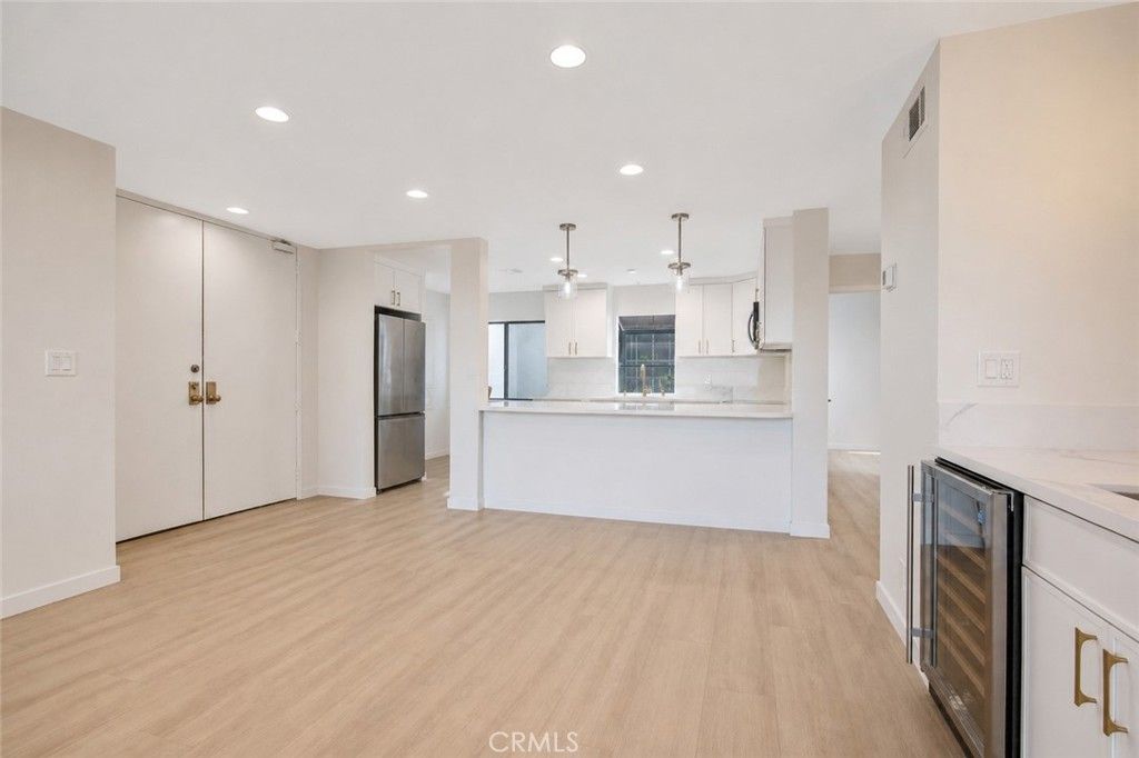 4600 Via Dolce 206, Marina Del Rey, CA 90292 — photo 2