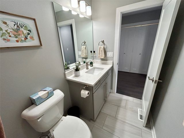 630 SE Westown Parkway, Waukee, IA 50263