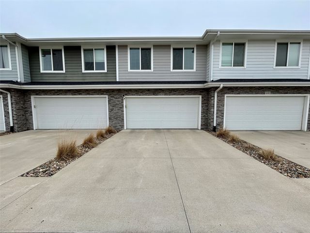 630 SE Westown Parkway, Waukee, IA 50263