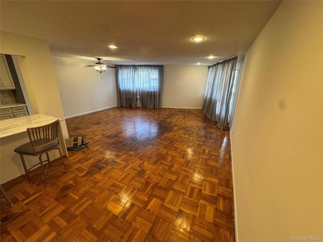 750 Shore Road 1H, Long Beach, NY 11561