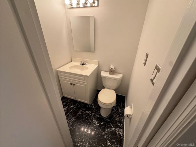 750 Shore Road 1H, Long Beach, NY 11561