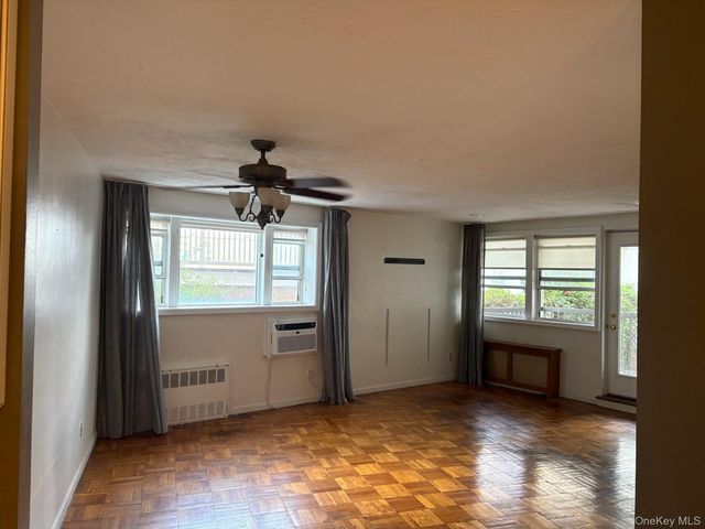 750 Shore Road 1H, Long Beach, NY 11561