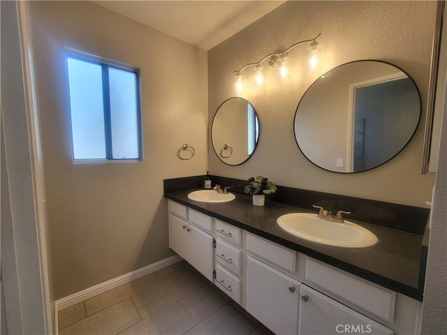 28973 Willow Creek, Highland, CA 92346