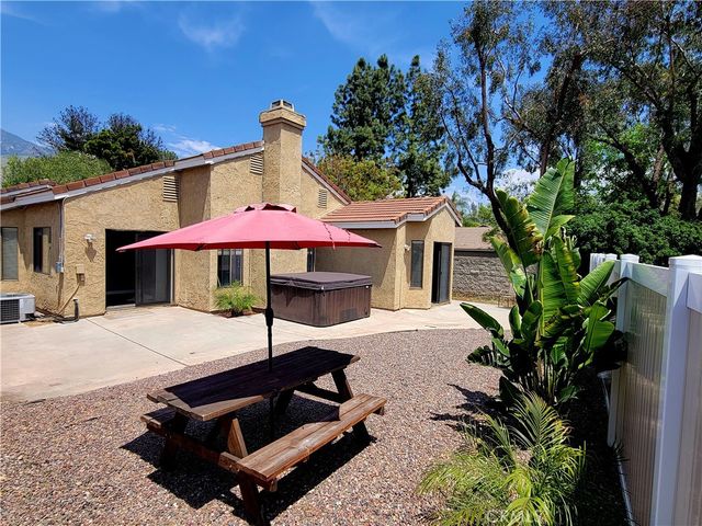 28973 Willow Creek, Highland, CA 92346