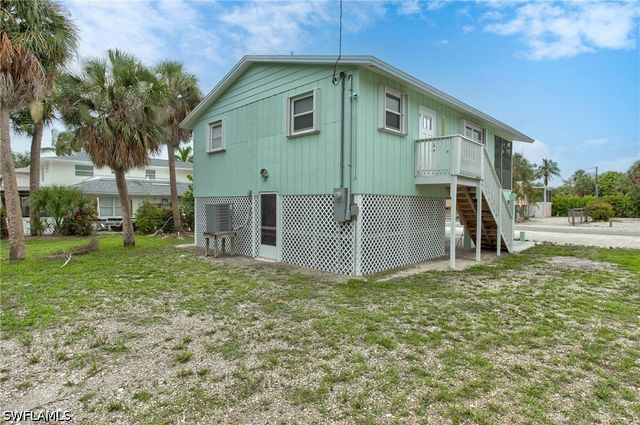 126 Andre Mar DR, Fort Myers Beach, FL 33931