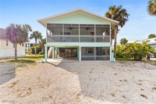 126 Andre Mar DR, Fort Myers Beach, FL 33931