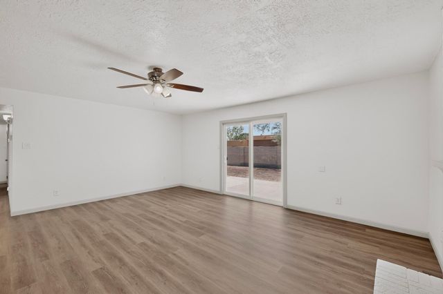 5320 Kettle Road NW, Albuquerque, NM 87120