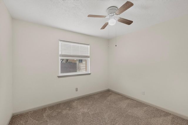 5320 Kettle Road NW, Albuquerque, NM 87120
