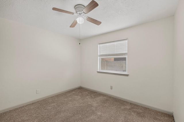 5320 Kettle Road NW, Albuquerque, NM 87120