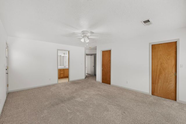 5320 Kettle Road NW, Albuquerque, NM 87120