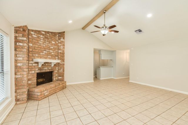 224 Banyan Street, Lake Jackson, TX 77566