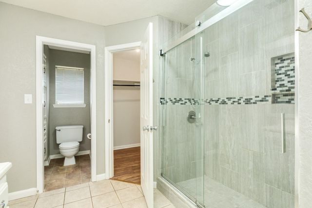 224 Banyan Street, Lake Jackson, TX 77566