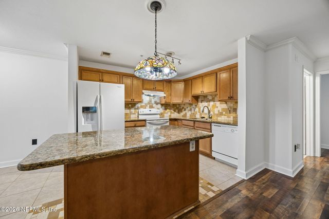 3591 KERNAN Boulevard S 403, Jacksonville, FL 32224