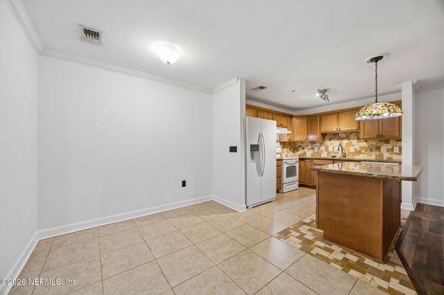 3591 KERNAN Boulevard S 403, Jacksonville, FL 32224