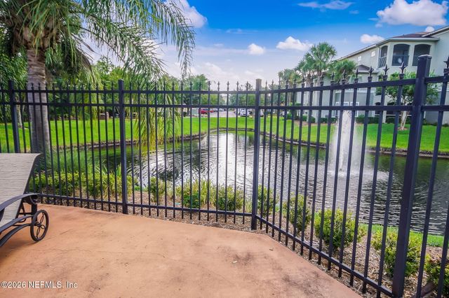 3591 KERNAN Boulevard S 403, Jacksonville, FL 32224