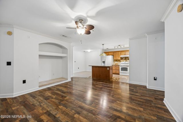 3591 KERNAN Boulevard S 403, Jacksonville, FL 32224