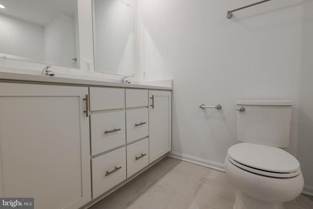 25 NYMPH RD, Inwood, WV 25428