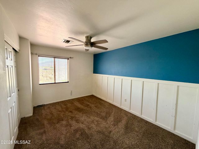 8025 W Sunfire Drive, Tucson, AZ 85743