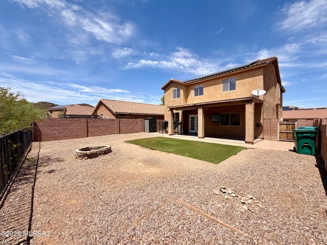 8025 W Sunfire Drive, Tucson, AZ 85743