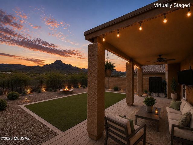 8025 W Sunfire Drive, Tucson, AZ 85743