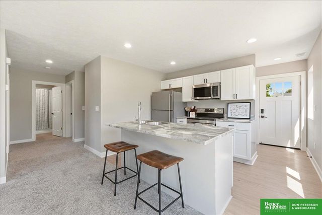 506 Hidden Meadows Drive, Fremont, NE 68025