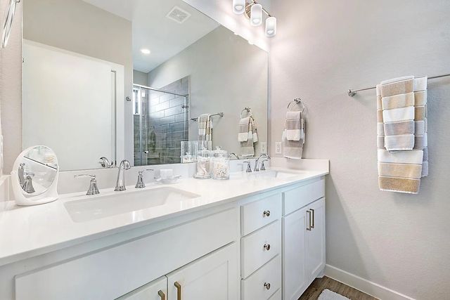 2214 Rook Drive, Dallas, TX 75211