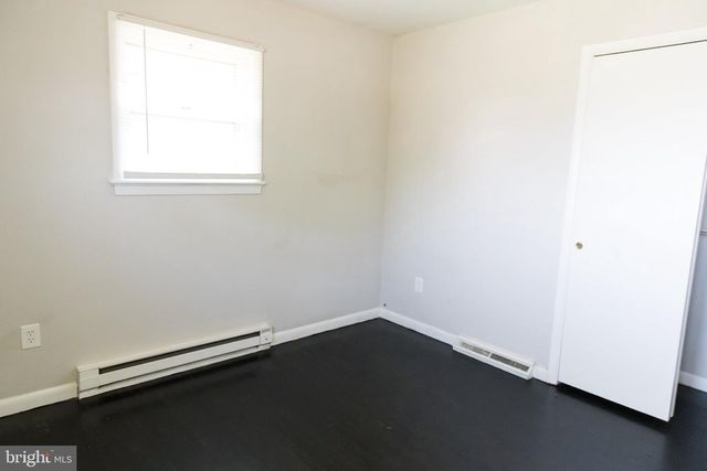 16827 HAMPTON RD, Williamsport, MD 21795