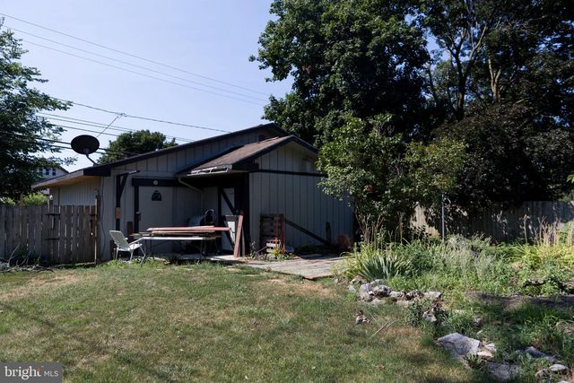 16827 HAMPTON RD, Williamsport, MD 21795