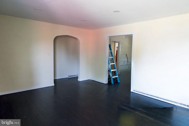 16827 HAMPTON RD, Williamsport, MD 21795