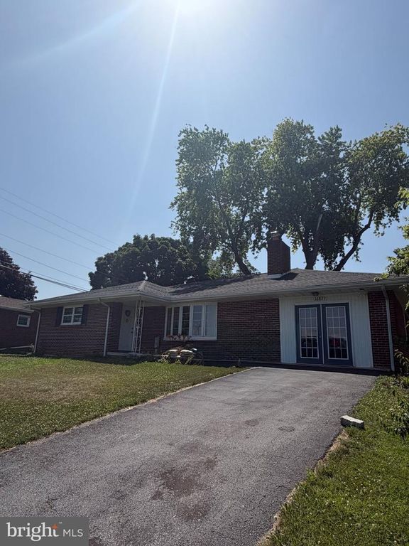 16827 HAMPTON RD, Williamsport, MD 21795