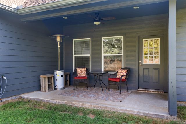 317 Titus Drive, Springtown, TX 76082