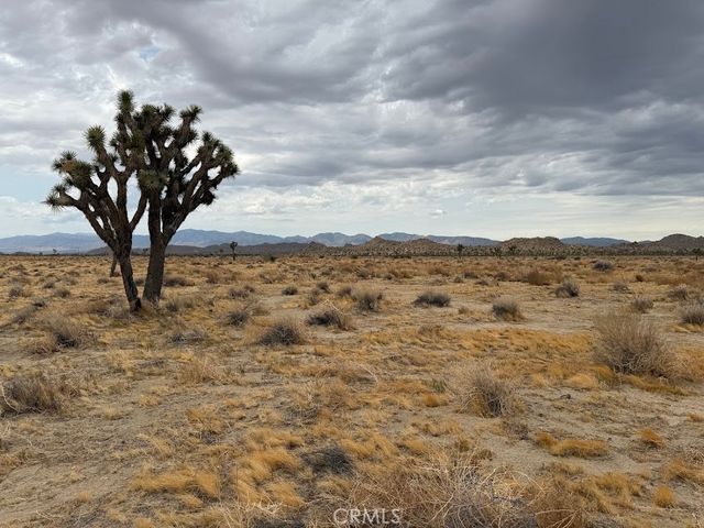 150 E Avenue L, Lancaster, CA 93535