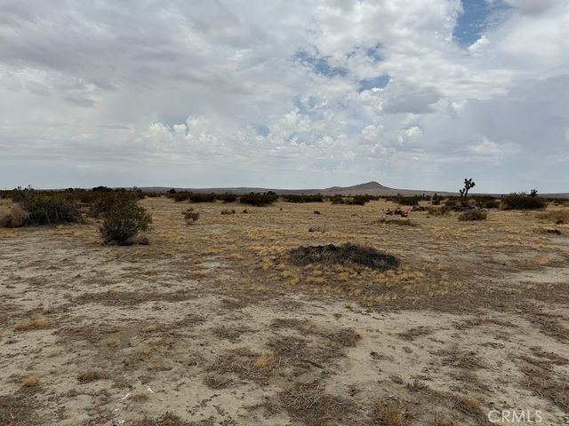 150 E Avenue L, Lancaster, CA 93535