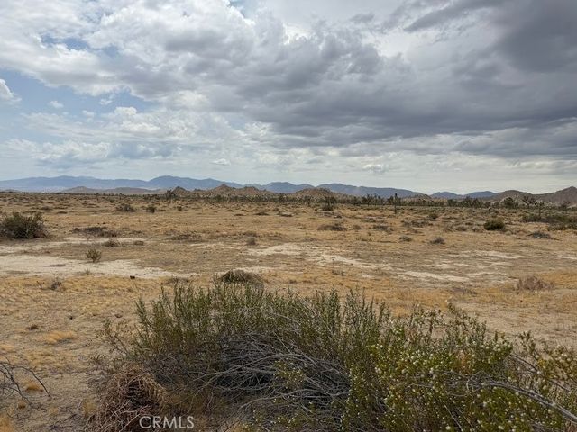 150 E Avenue L, Lancaster, CA 93535