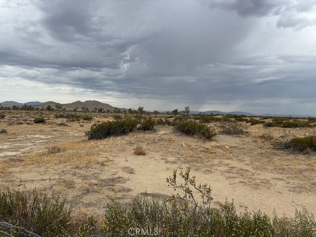 150 E Avenue L, Lancaster, CA 93535