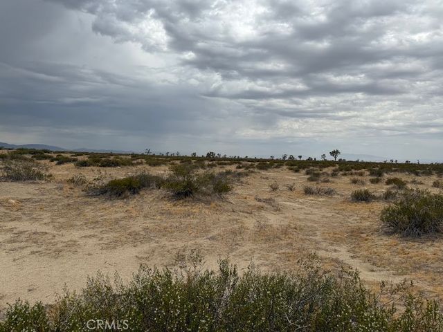 150 E Avenue L, Lancaster, CA 93535