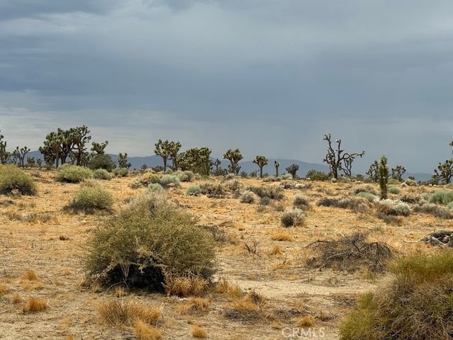 150 E Avenue L, Lancaster, CA 93535