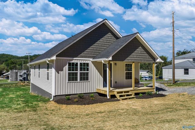 1412 Godfrey Avenue NE, Fort Payne, AL 35967