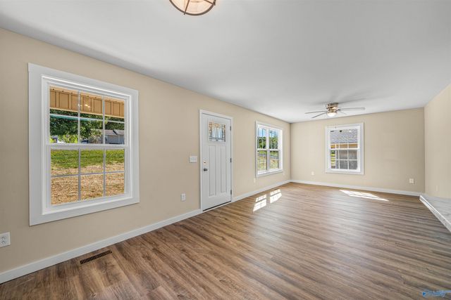 1412 Godfrey Avenue NE, Fort Payne, AL 35967