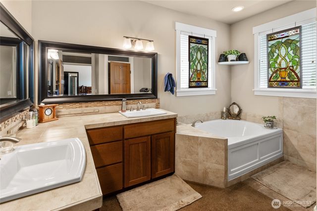 33625 SE 303rd Lane, Ravensdale, WA 98051