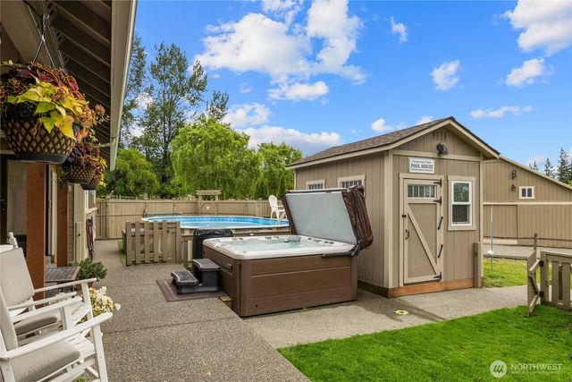 33625 SE 303rd Lane, Ravensdale, WA 98051