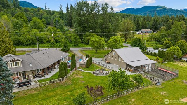 33625 SE 303rd Lane, Ravensdale, WA 98051