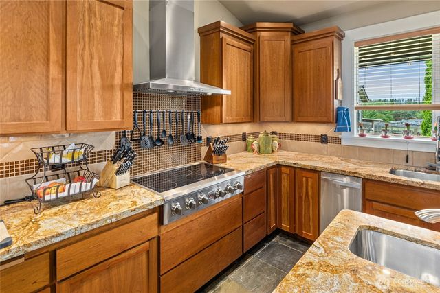 33625 SE 303rd Lane, Ravensdale, WA 98051