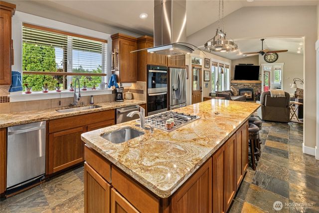 33625 SE 303rd Lane, Ravensdale, WA 98051