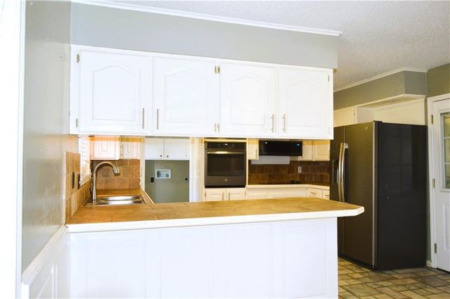 128 SPRING CREEK Drive, Pineville, LA 71360