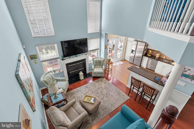 217 LOOKOUT PL, Wayne, PA 19087