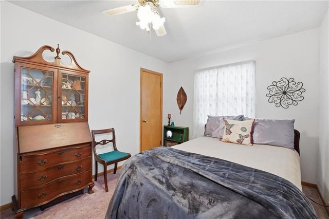 4411 Sterling Avenue, Kansas City, MO 64133