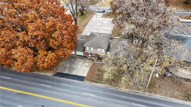 4411 Sterling Avenue, Kansas City, MO 64133